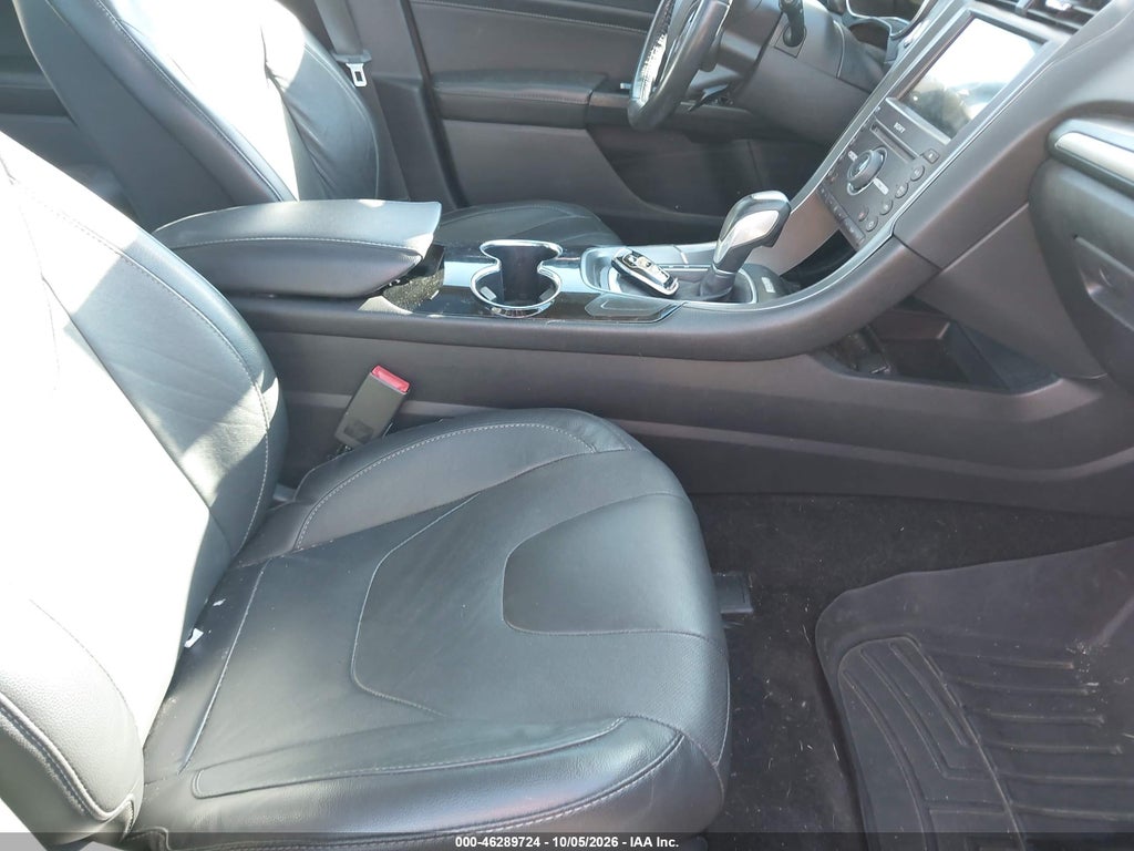 2014 Ford Fusion Titanium photo 5