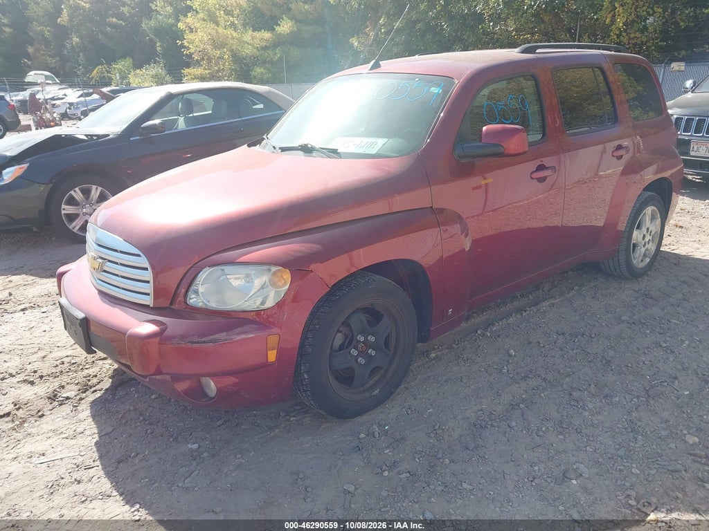 2009 Chevrolet HHR LT photo 2