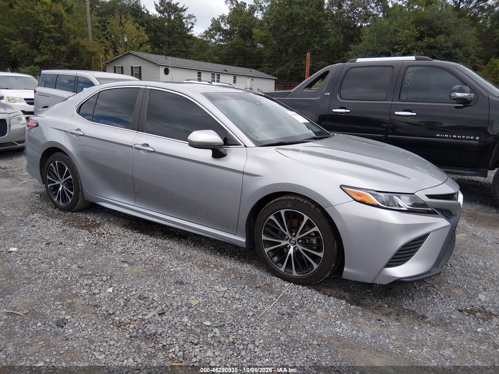 TOYOTA CAMRY 2020