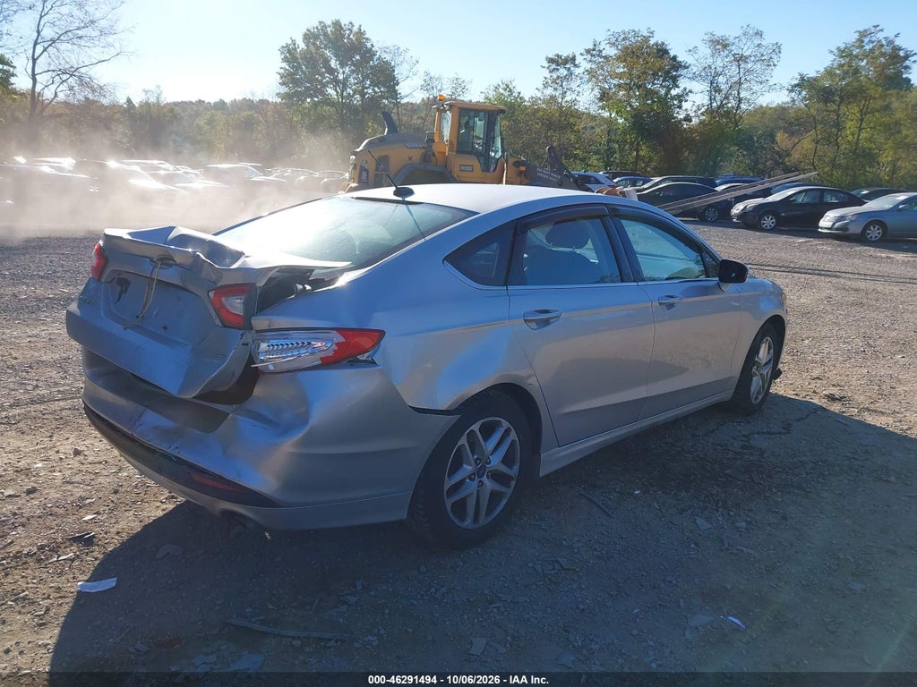 2015 Ford Fusion SE photo 4