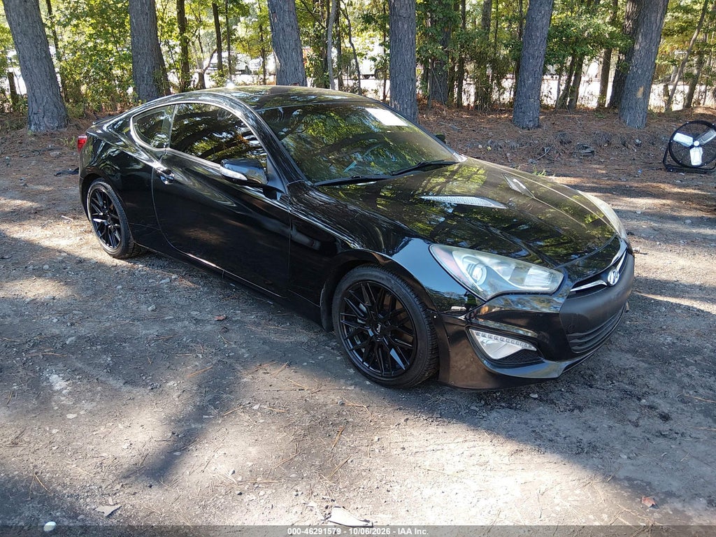 2013 Hyundai Genesis 3.8 Grand Touring photo 1