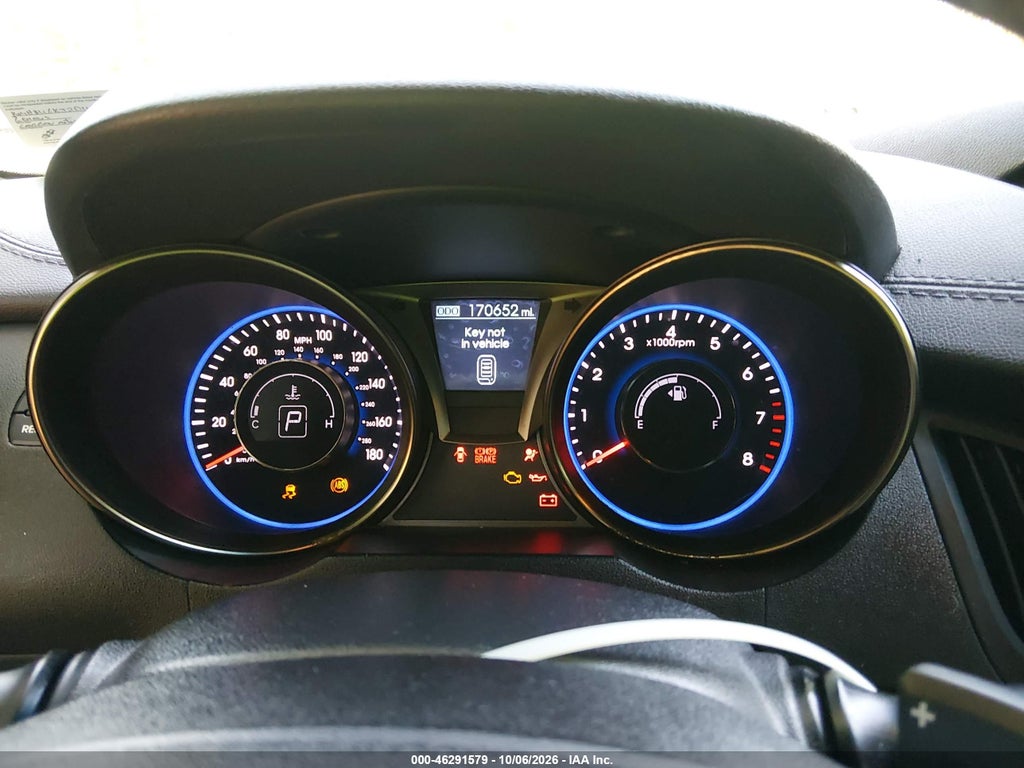 2013 Hyundai Genesis 3.8 Grand Touring photo 7