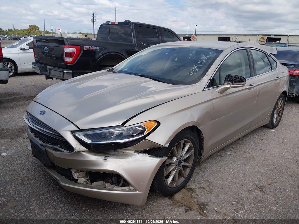 2017 Ford Fusion SE photo 2