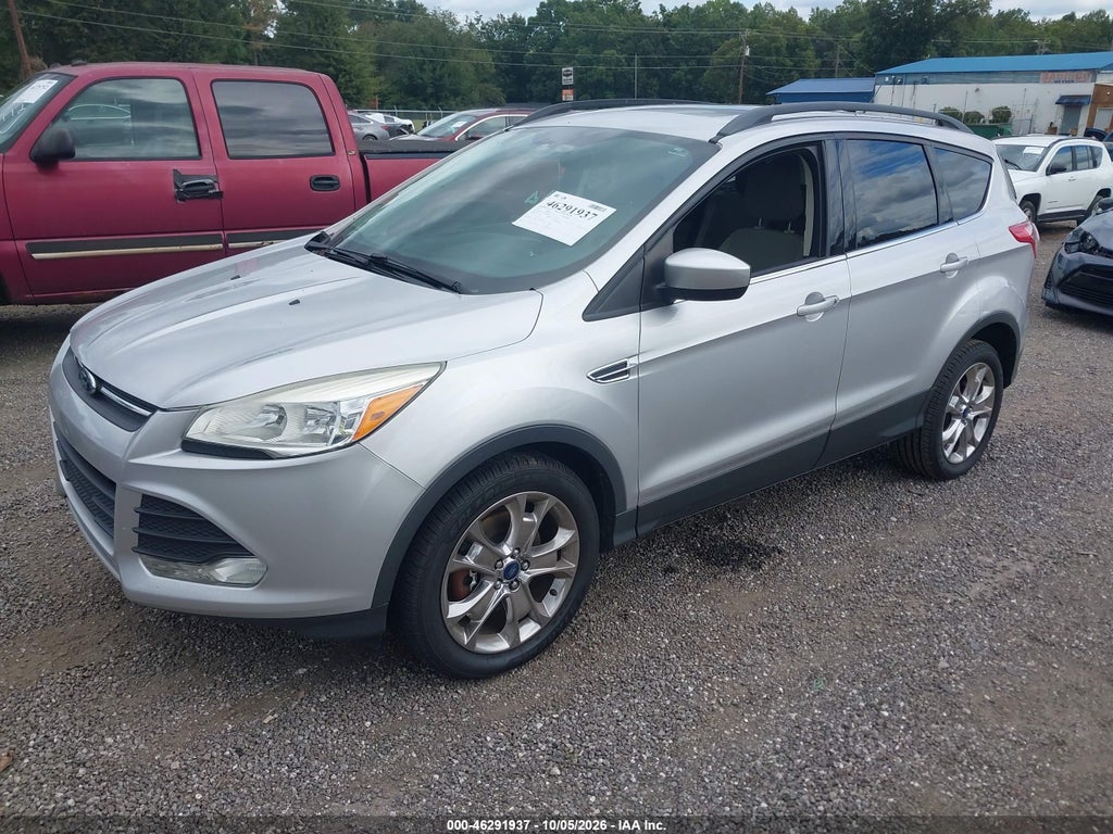 2015 Ford Escape SE photo 2