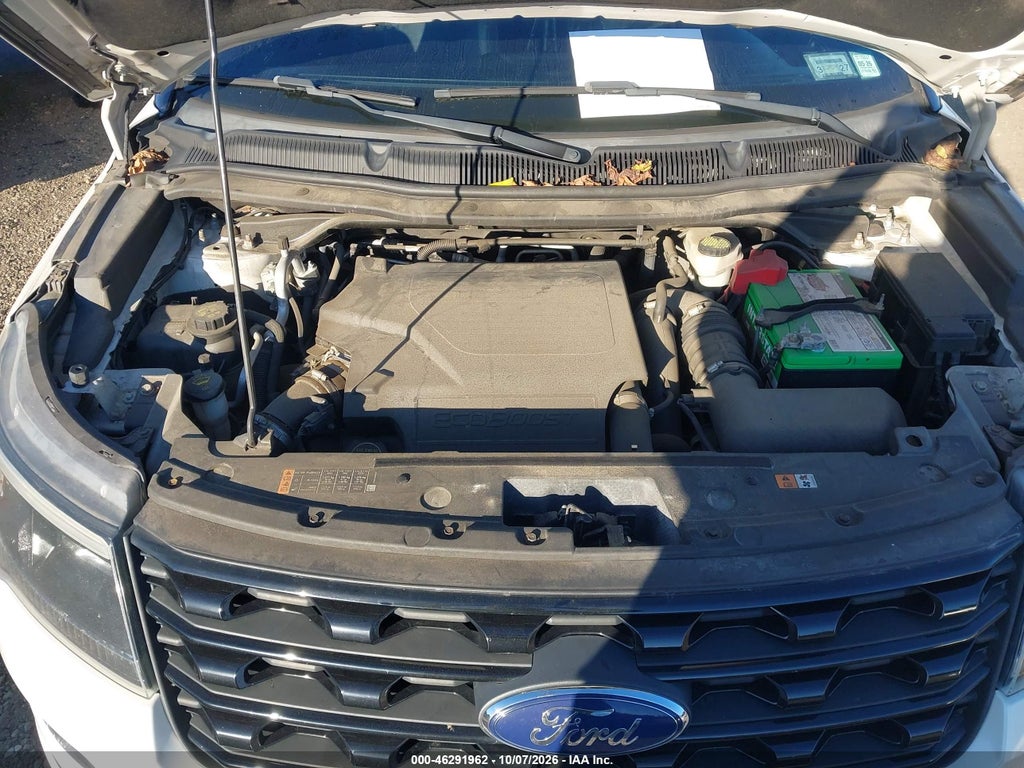2016 Ford Explorer Sport photo 10
