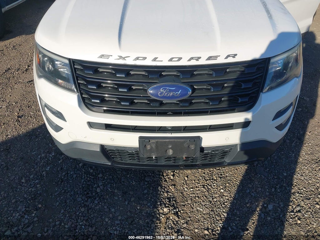2016 Ford Explorer Sport photo 6