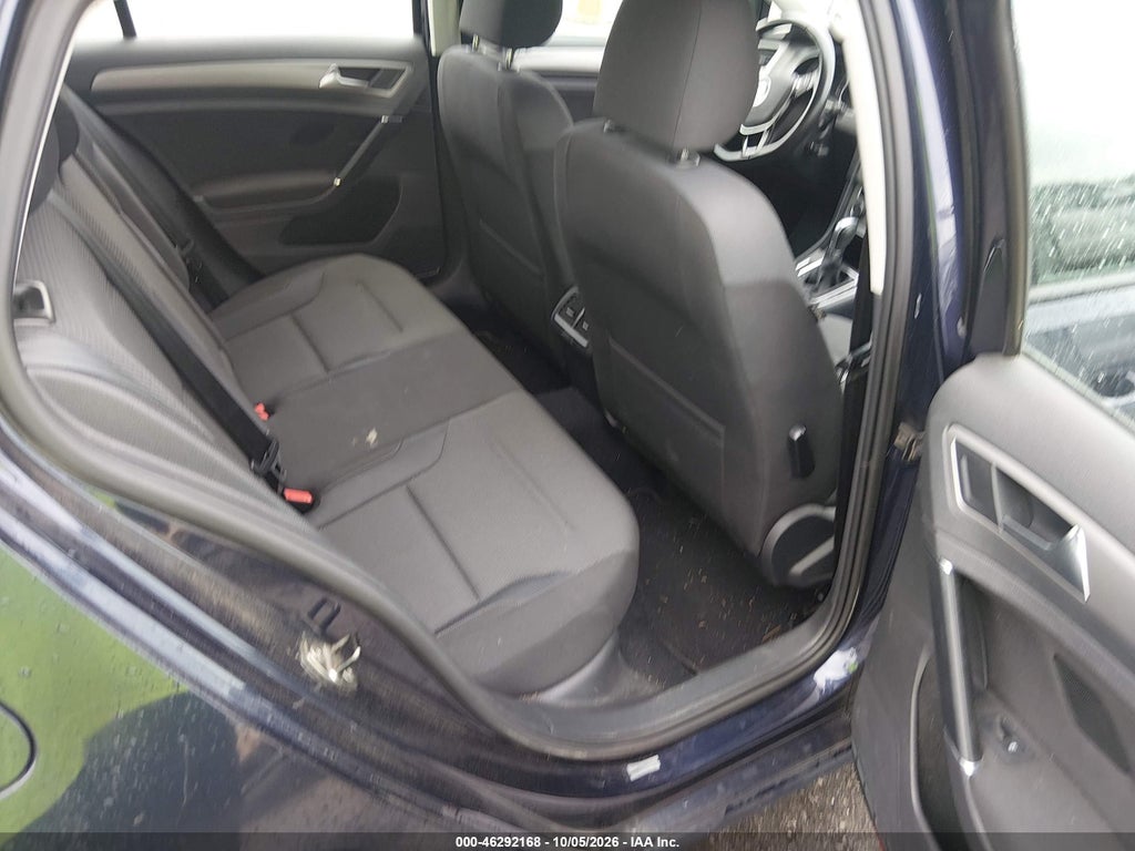 2017 Volkswagen Golf TSI S 4-Door/TSI SE 4-Door/TSI SEL 4-Door/TSI Wolfsburg Edition 4-Door photo 8