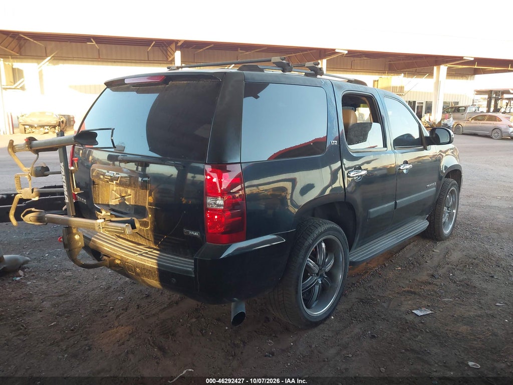 2007 Chevrolet Tahoe LTZ photo 4