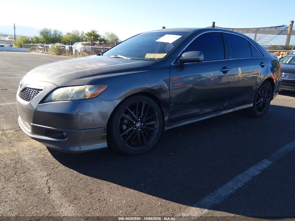 2007 Toyota Camry SE V6 photo 2