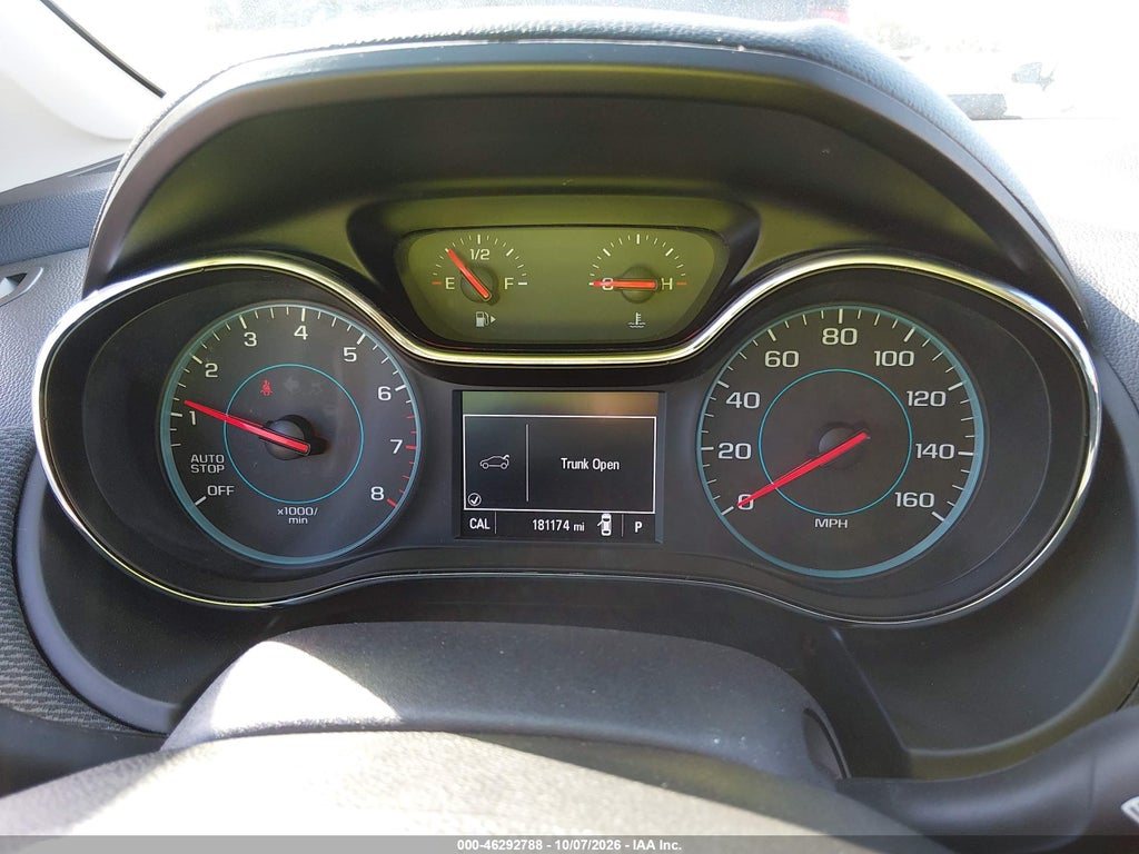 2018 Chevrolet Cruze LT Auto photo 7