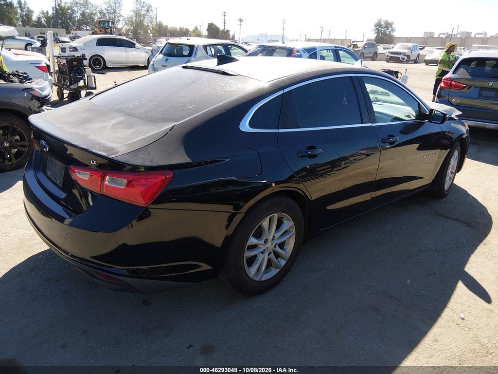 2016 Chevrolet Malibu 1LT photo 4