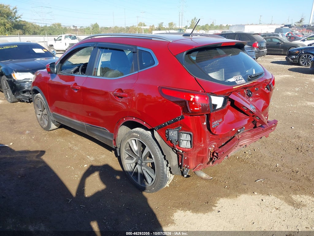 2019 Nissan Rogue Sport SL photo 3
