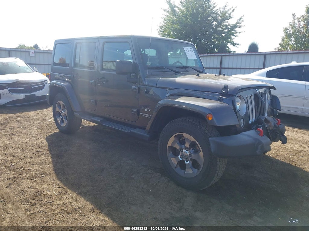 2016 Jeep Wrangler Unlimited Sahara photo 1
