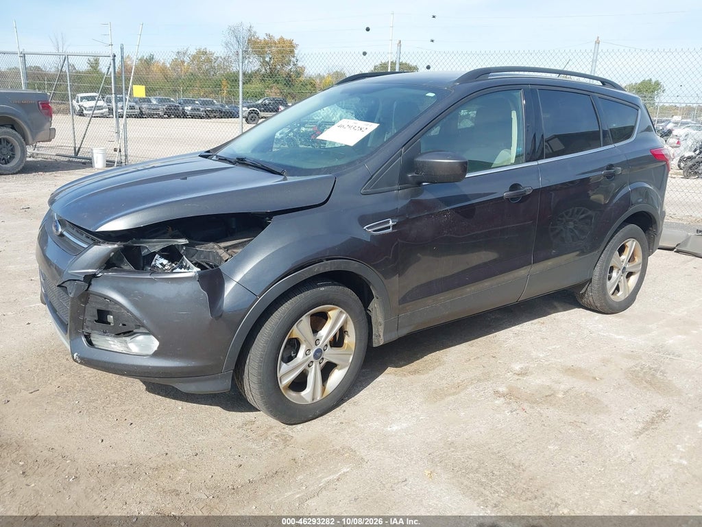2016 Ford Escape SE photo 2