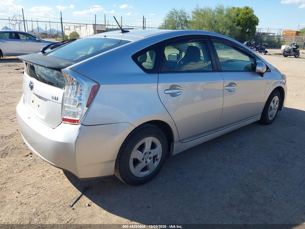 2011 Toyota Prius TWO photo 4