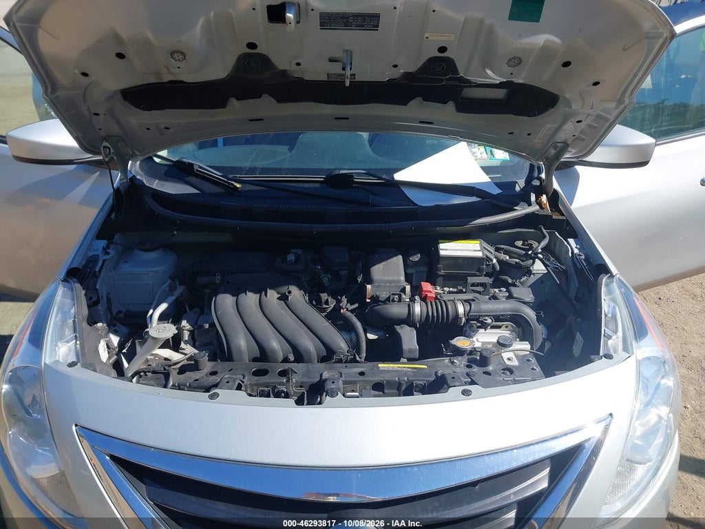 2019 Nissan Versa 1.6 SV photo 10
