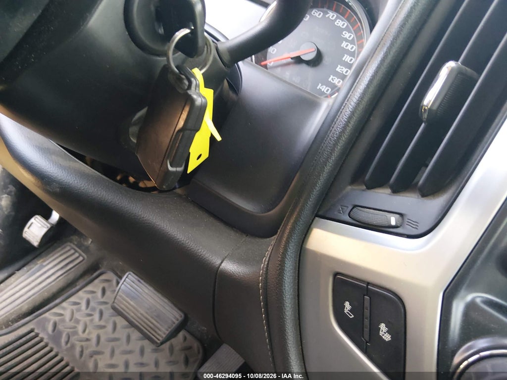 2016 GMC Sierra 1500 SLE photo 11