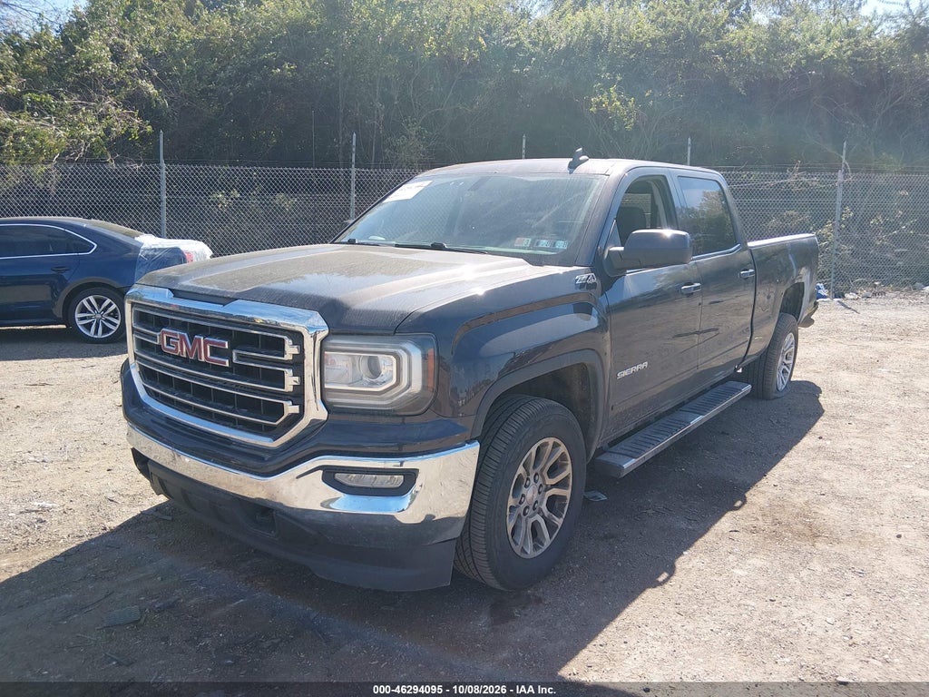 2016 GMC Sierra 1500 SLE photo 2