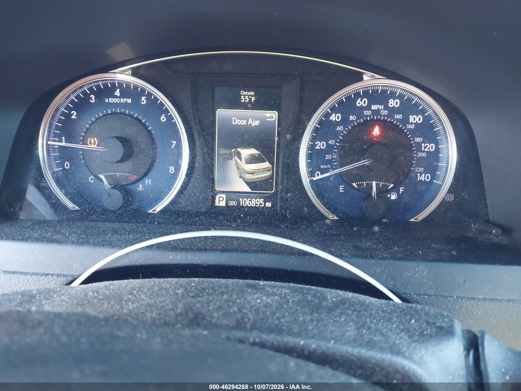 2016 Toyota Camry LE photo 7
