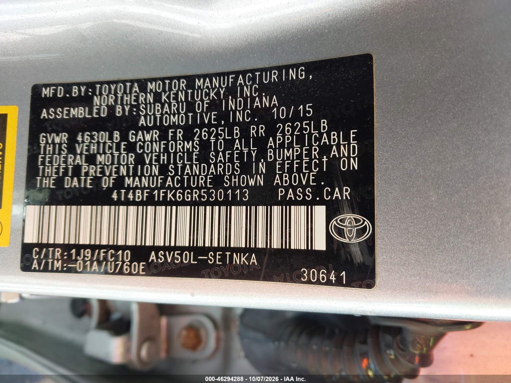 2016 Toyota Camry LE photo 9