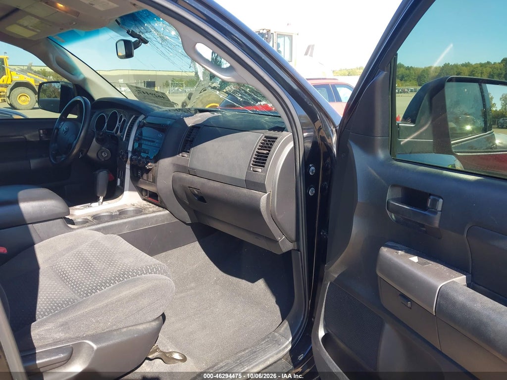 2011 Toyota Tundra Grade 5.7L V8 photo 5