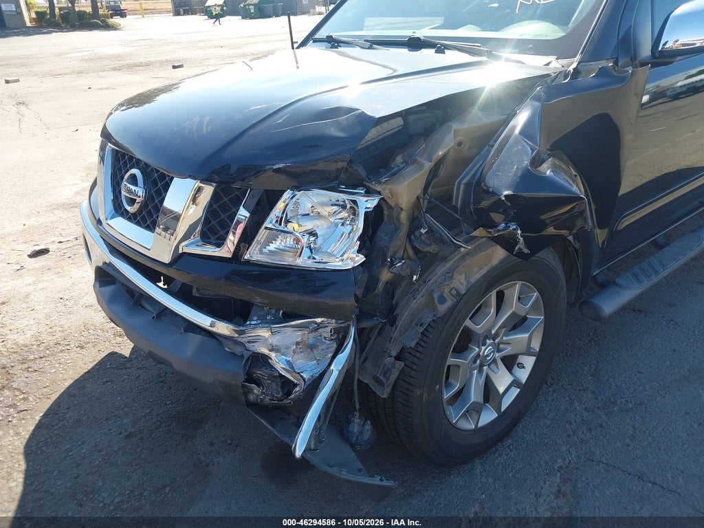 2019 Nissan Frontier SL photo 6