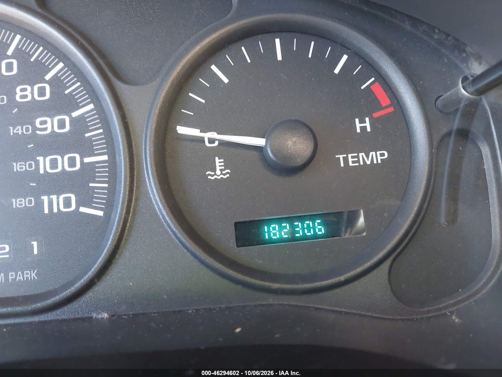 2003 Chevrolet Venture LS photo 7