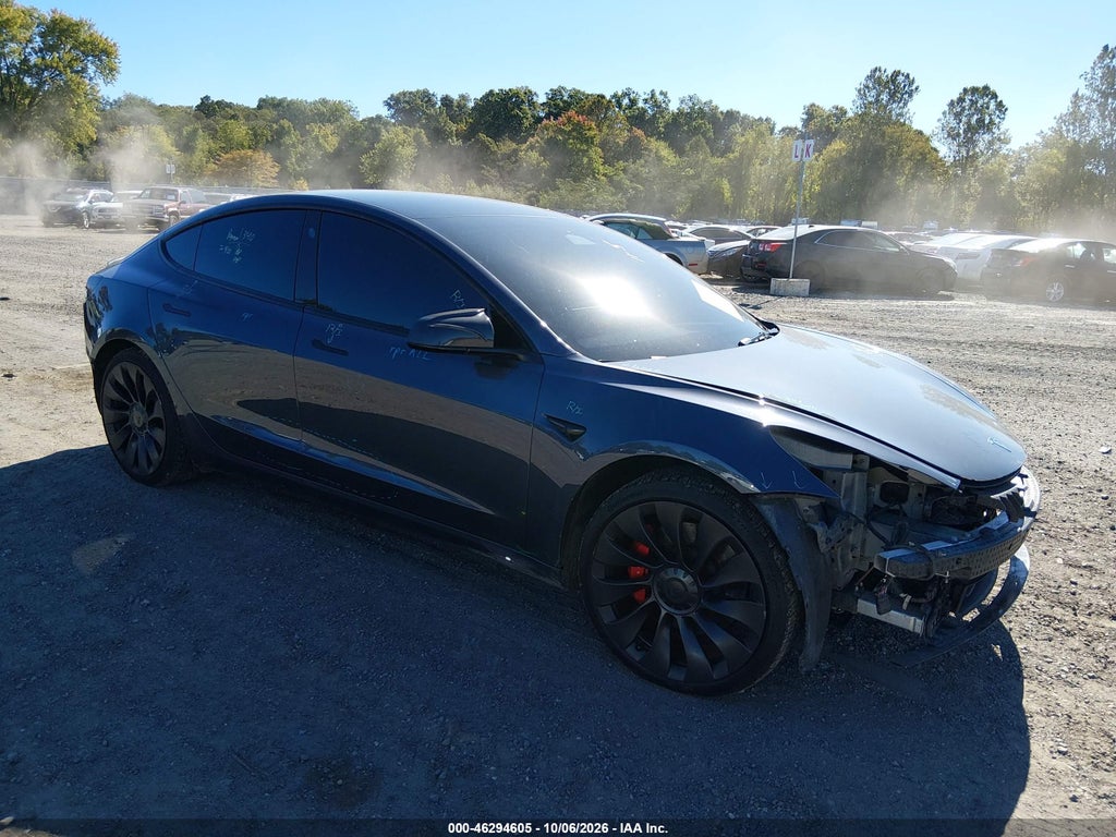 TESLA MODEL 3 2023
