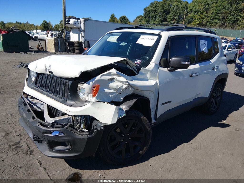 2017 Jeep Renegade Altitude 4X4 photo 2
