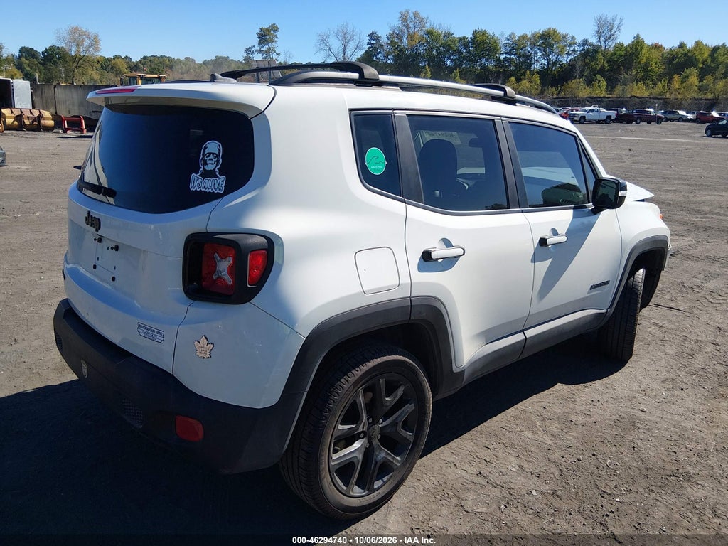 2017 Jeep Renegade Altitude 4X4 photo 4