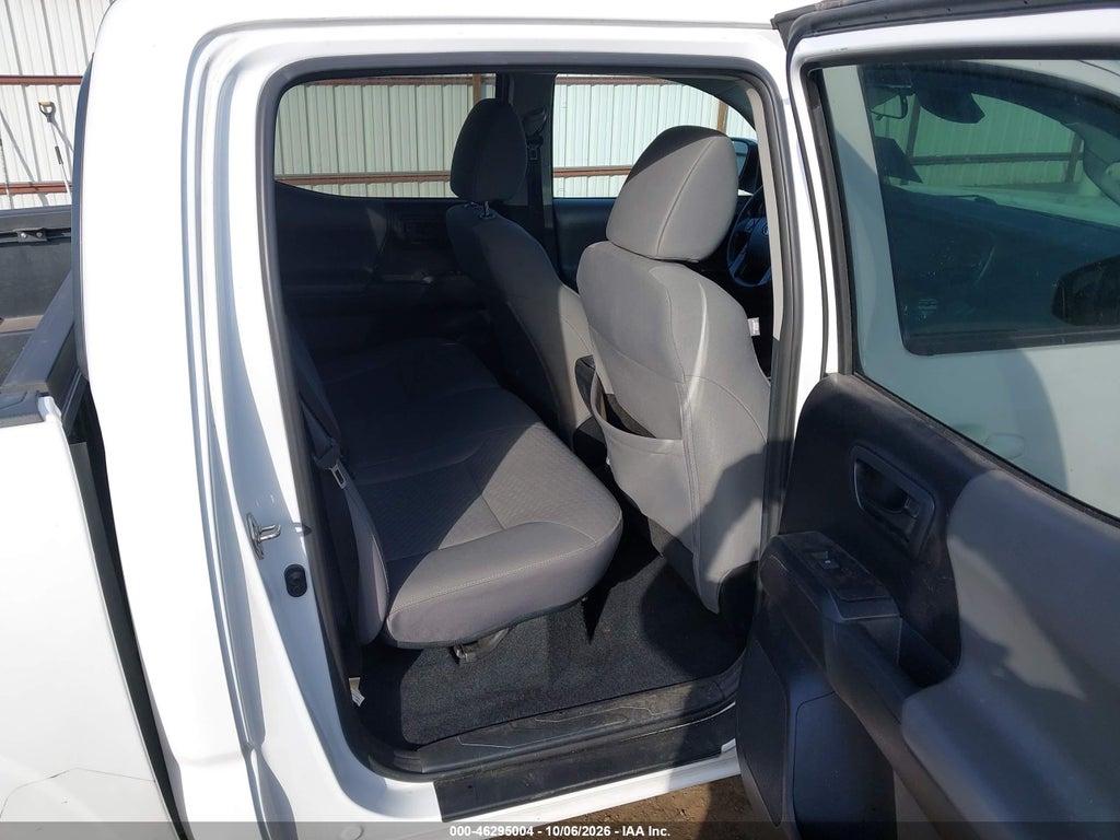 2020 Toyota Tacoma SR V6 photo 8
