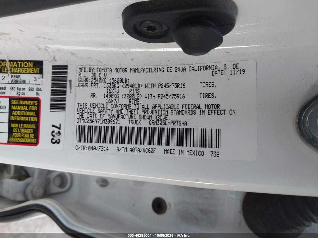 2020 Toyota Tacoma SR V6 photo 9