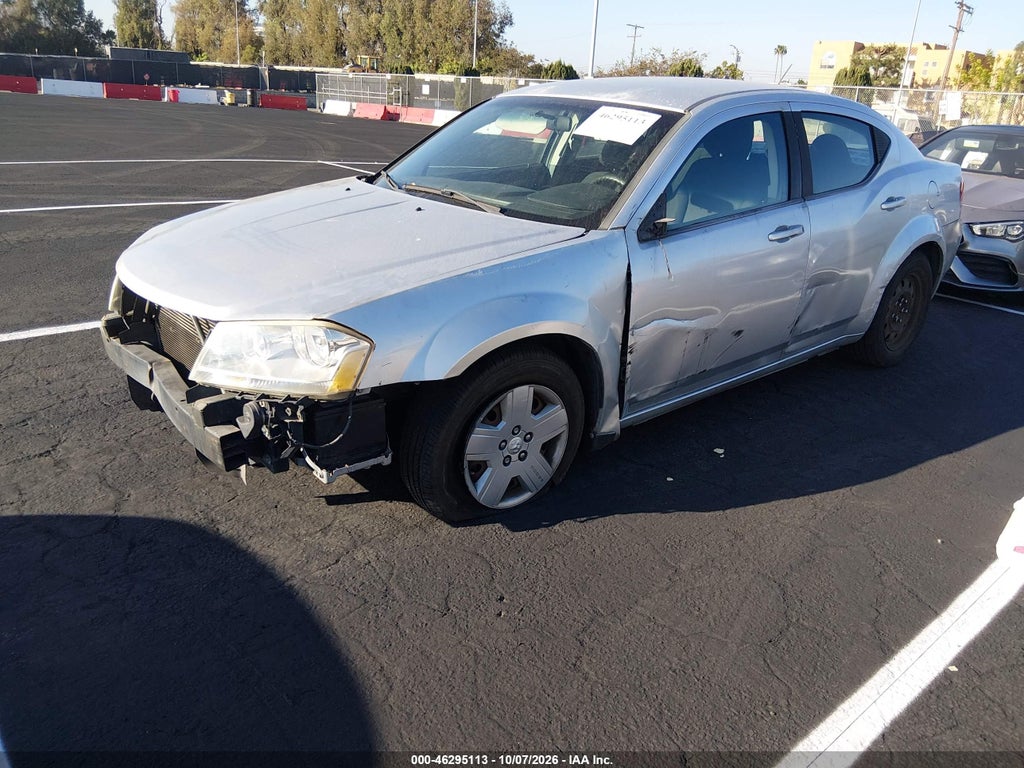 2010 Dodge Avenger SXT photo 2