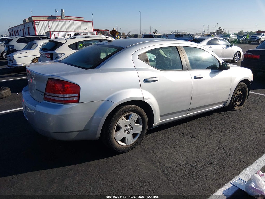 2010 Dodge Avenger SXT photo 4