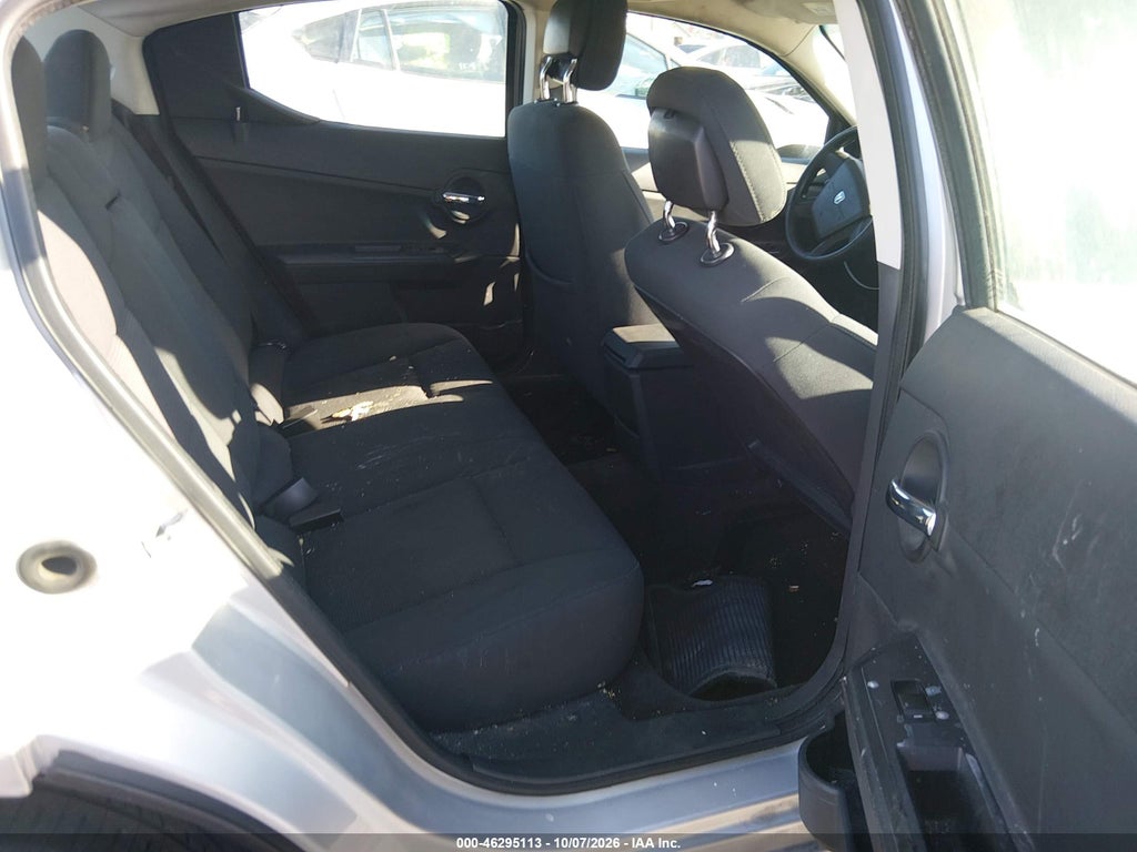 2010 Dodge Avenger SXT photo 8