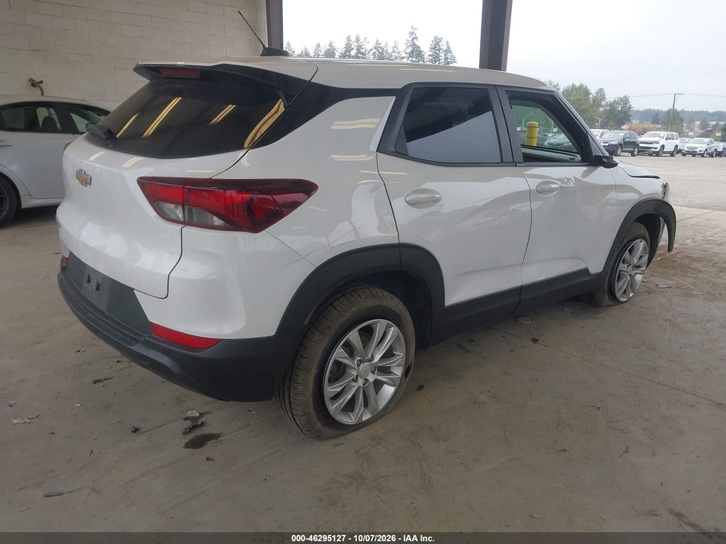 2021 Chevrolet Trailblazer FWD LS photo 4