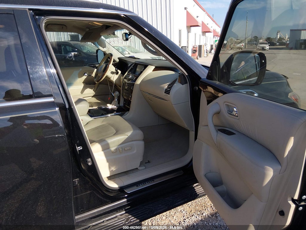 2014 Infiniti QX80 photo 5
