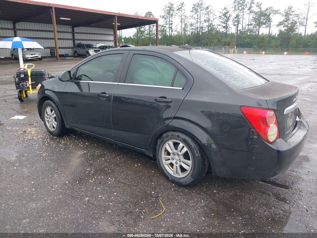 2015 Chevrolet Sonic LT Auto photo 3