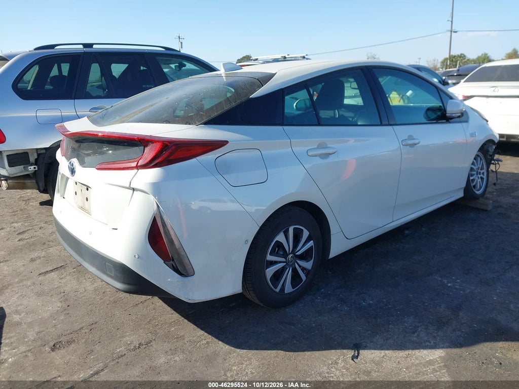 2019 Toyota Prius Prime Advanced photo 4
