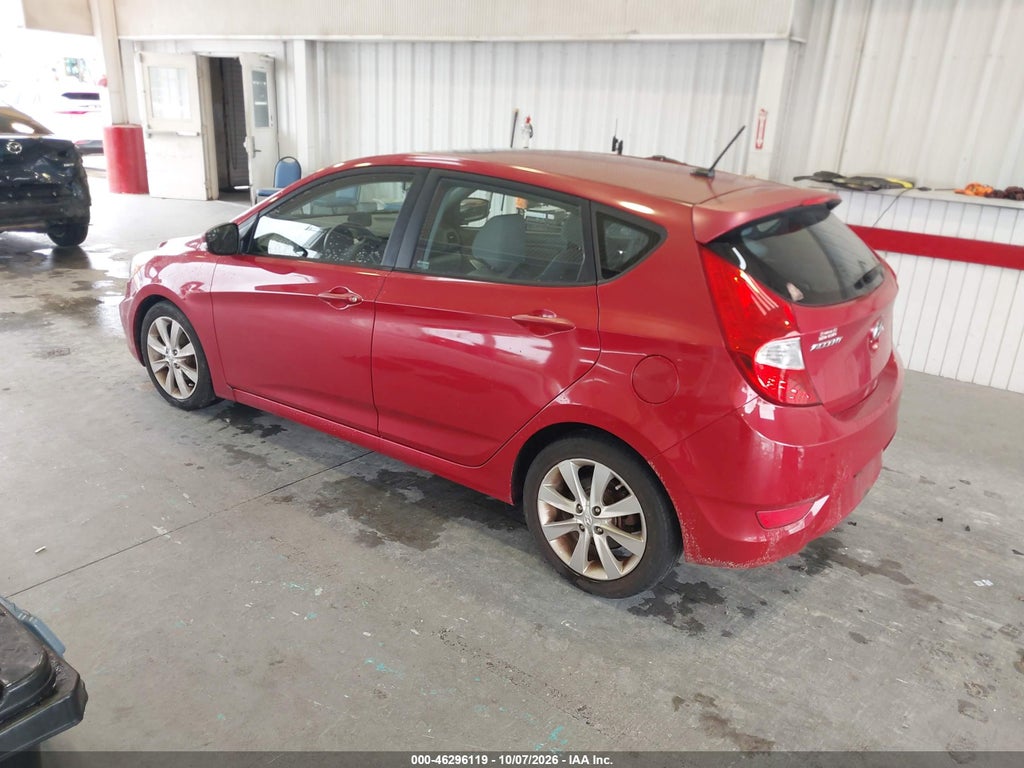 2014 Hyundai Accent SE photo 3