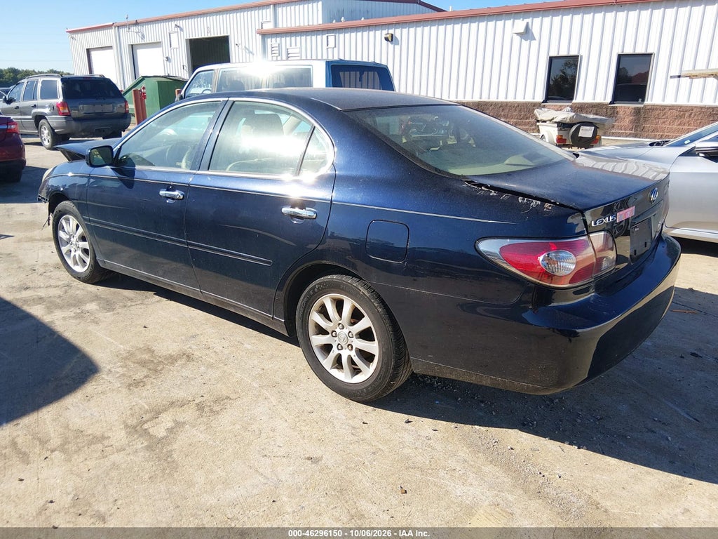 2002 Lexus ES 300 photo 3