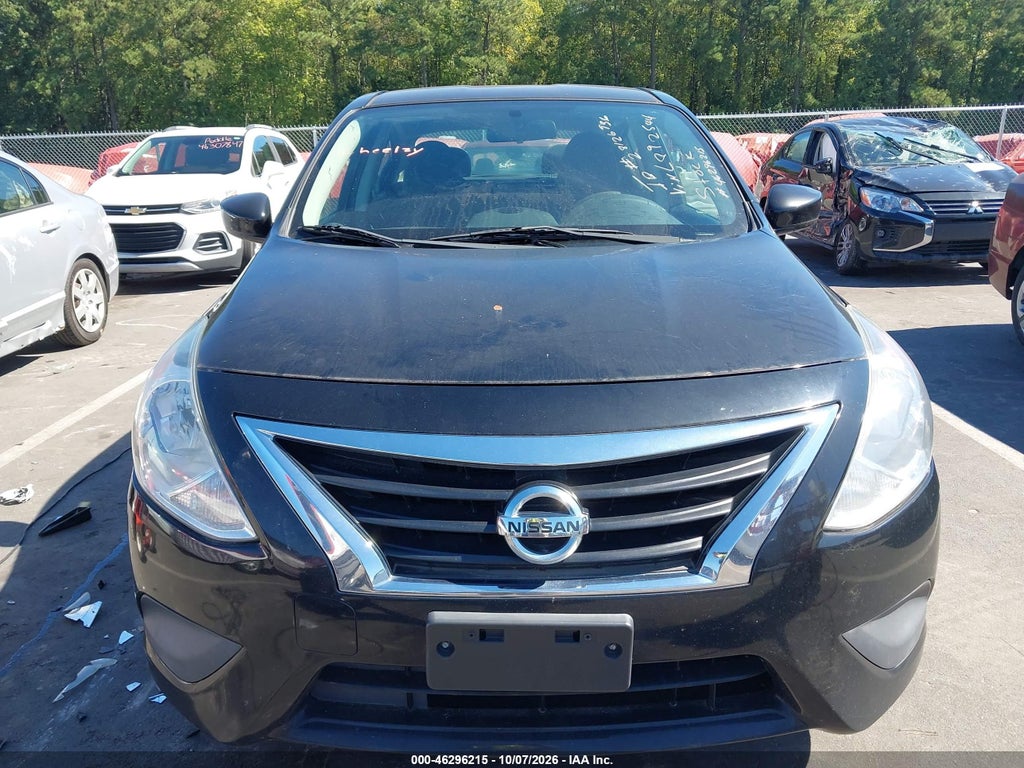 2016 Nissan Versa 1.6 SV photo 6