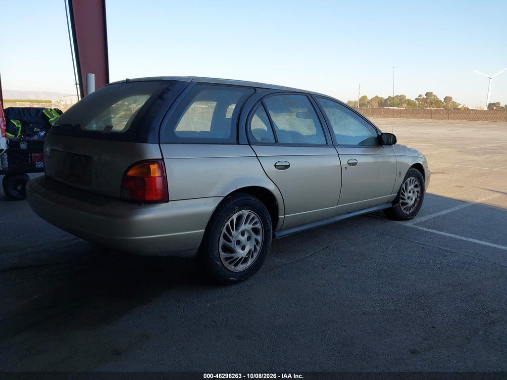 1998 Saturn SW2 photo 4
