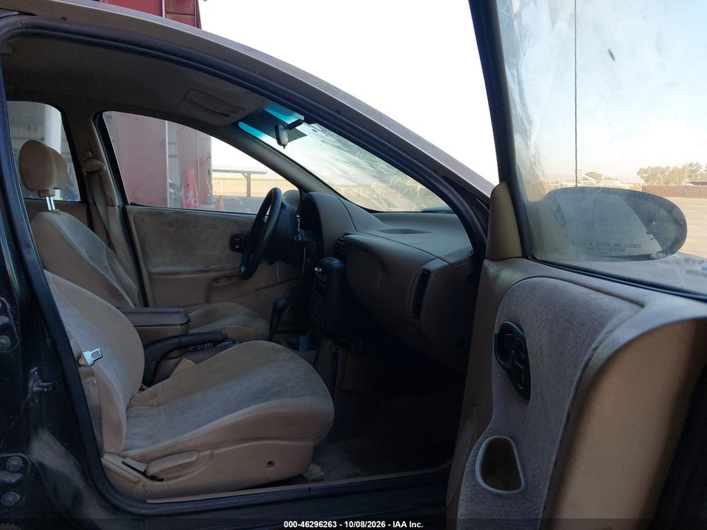 1998 Saturn SW2 photo 5
