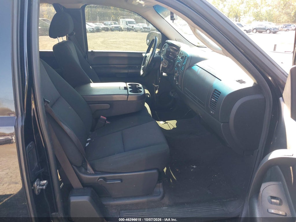 2013 GMC Sierra 1500 SLE photo 5