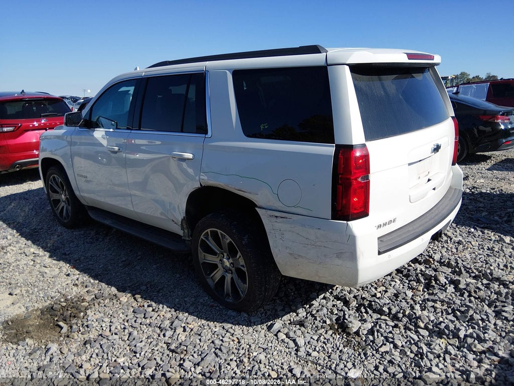 2017 Chevrolet Tahoe LS photo 3