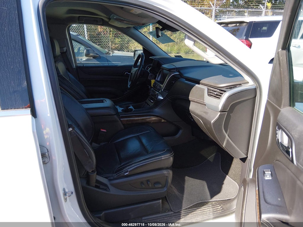 2017 Chevrolet Tahoe LS photo 5