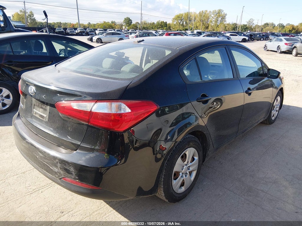 2016 Kia Forte LX photo 4