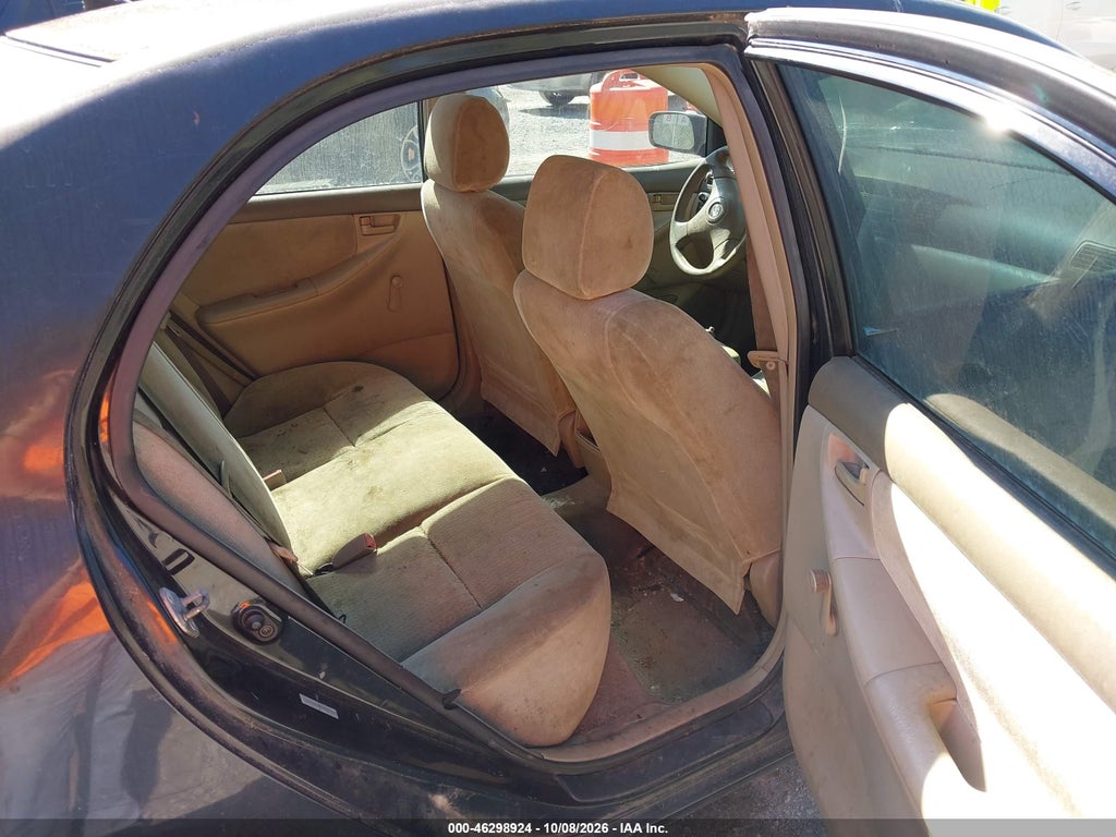2005 Toyota Corolla CE photo 8