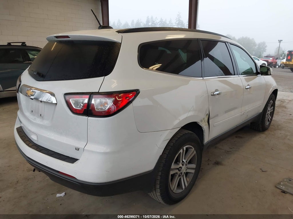 2017 Chevrolet Traverse 1LT photo 4